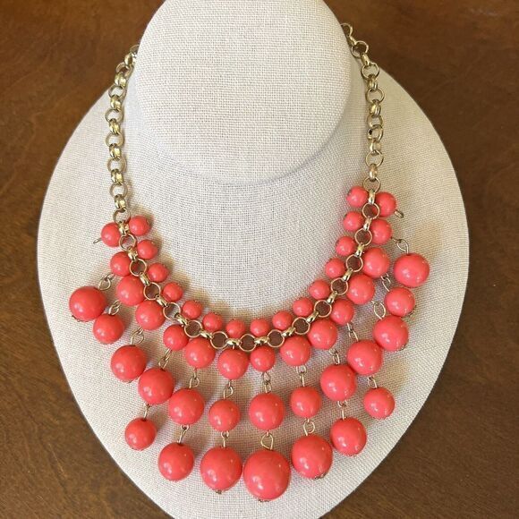 Gold Tone Chain Pink Beaded Statement Necklace 18 in Ext. 3 in - Picture 2 of 12